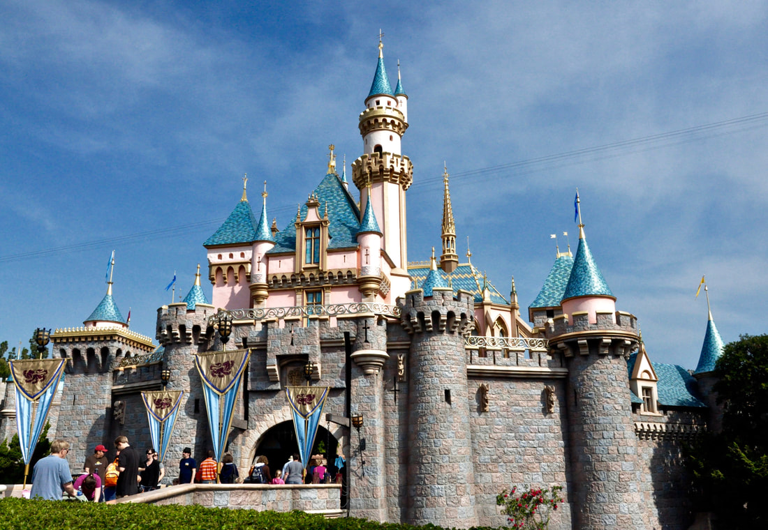 How Canadians Can Save Money on Disneyland Tickets for 2018