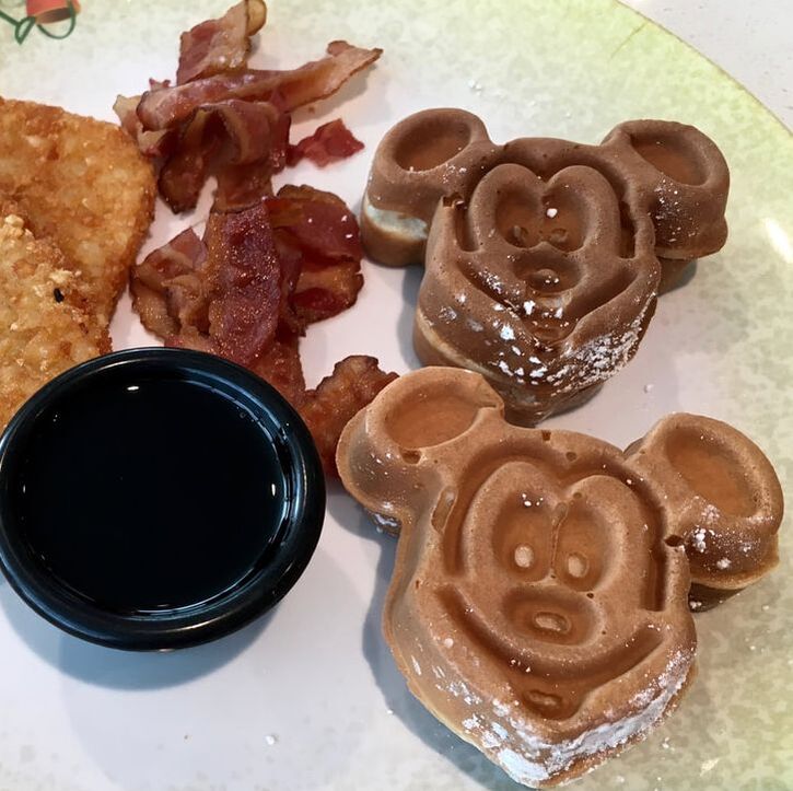 Breakfast at Cabanas on the Disney Dream