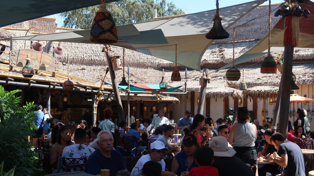 Review - Tropical Hideaway at Disneyland